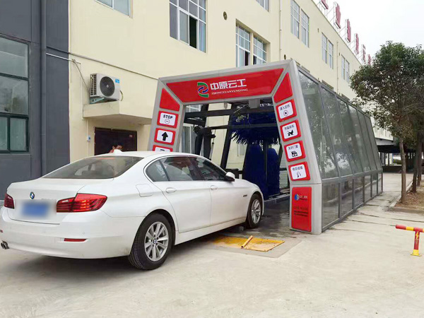 信心源于合作,和諧互利雙贏!中原云工牽手南京林頓采購配置FX11電腦洗車機