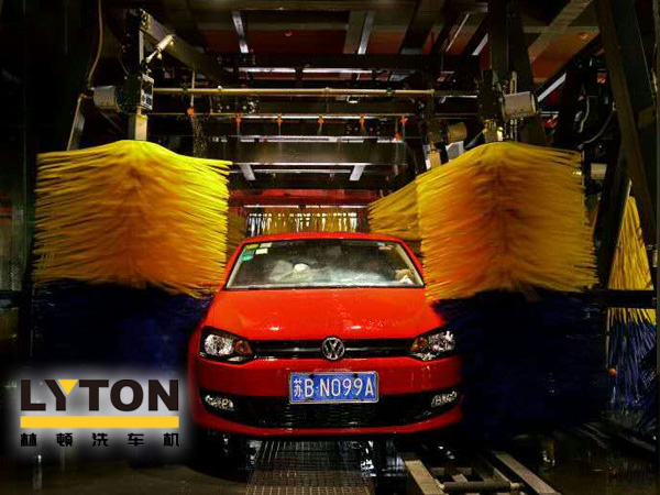 AI已經來臨，人工一去不復返！洗車更便捷電腦控制的電腦洗車機讓洗車成為一種享受！