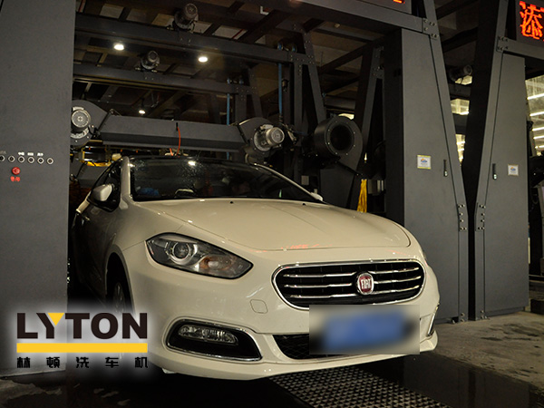 砥礪前行，更上層樓！——lyton林頓全自動(dòng)洗車機(jī)2021新年賀詞