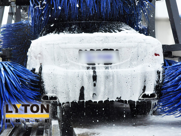 洗車液如何選擇？全自動洗車機廠家來支招！切勿使用洗衣粉及堿性洗滌劑洗車！