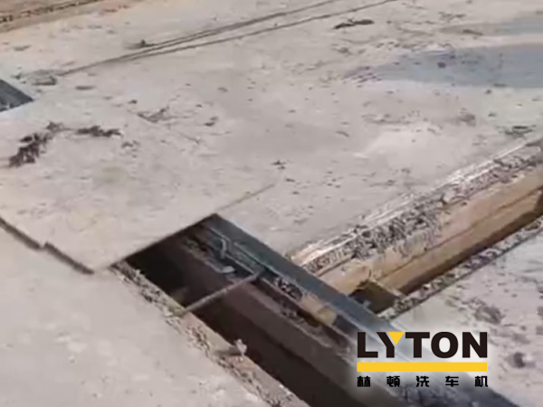 南通公交新裝配lyton大型通道式巴士洗車機，現洗車機基礎建設已完工，待發貨安裝