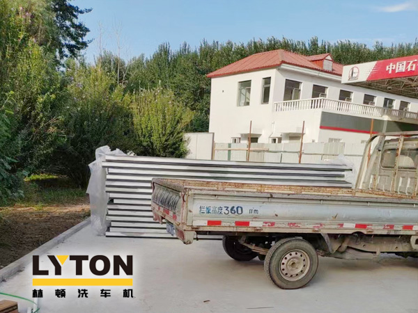 中石化易捷豐富油站功能、提升服務(wù)體驗(yàn)、增強(qiáng)客戶黏性！引進(jìn)林頓FX-80系列全自動(dòng)洗車機(jī)！