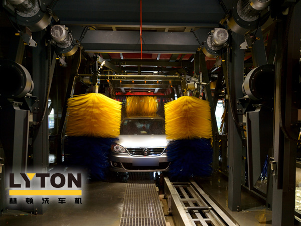 全自動洗車機設備 品質雖好 可仍需注重維護保養哦！